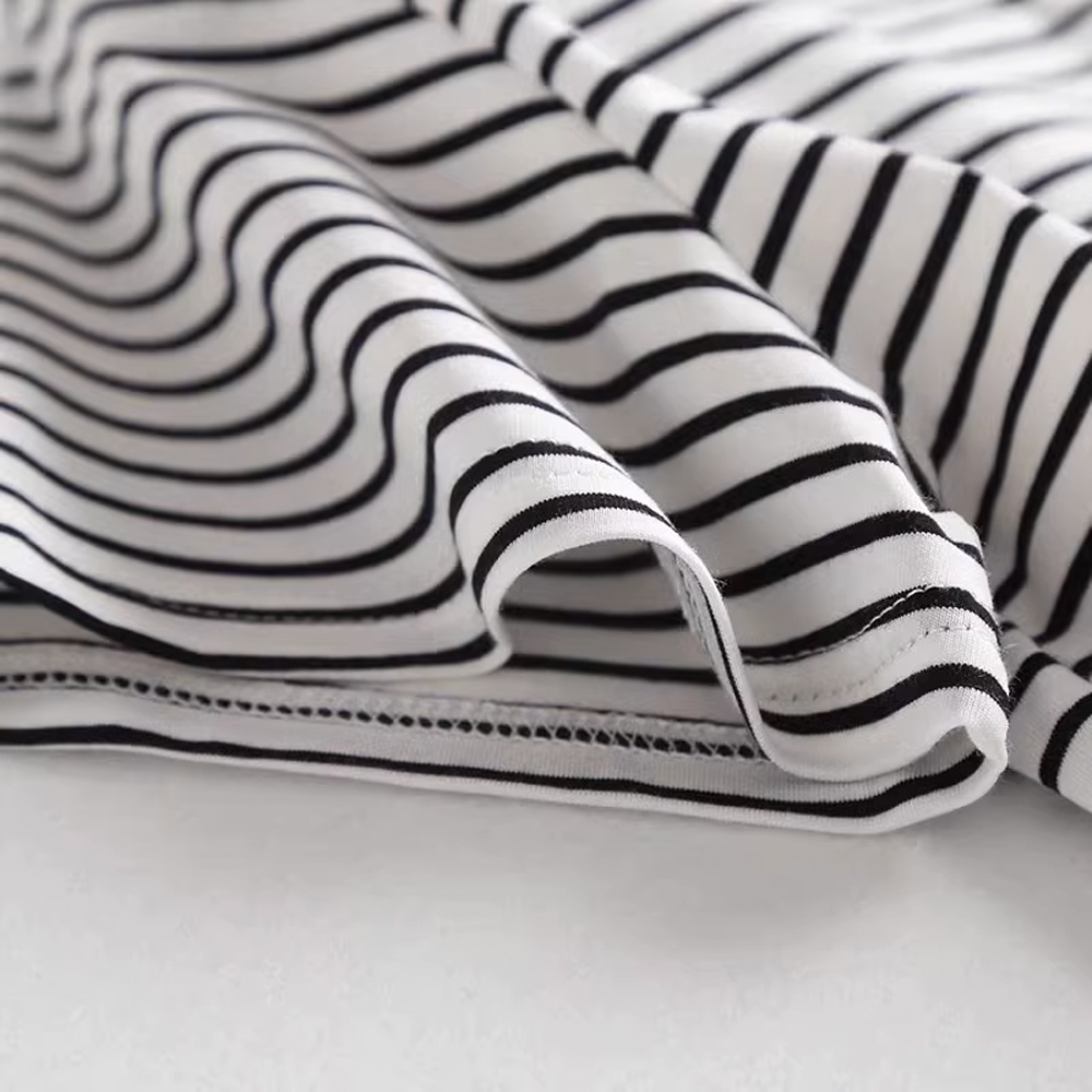 Versatile V-Neck Short Sleeve T-Shirt for Women - Stylish and Comfortable - 图片 5