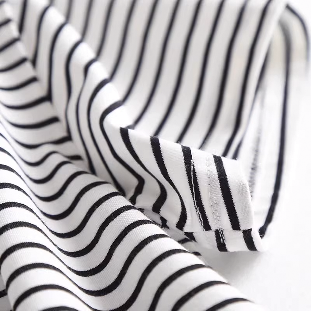 Versatile V-Neck Short Sleeve T-Shirt for Women - Stylish and Comfortable - 图片 4